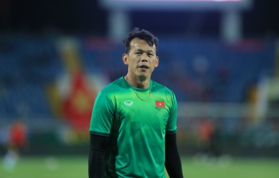 NÓNG: ĐT Việt Nam liên tiếp 'gặp biến', HLV Park Hang Seo triệu tập gấp Tấn Trường