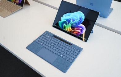 Mục sở thị Microsoft Surface Pro mới: Sử dụng chip Snapdragon X, tích hợp sẵn AI
