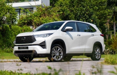 Thị trường xe hybrid nửa đầu 2025: Gần 6.000 xe bán ra, Toyota Innova Cross dẫn đầu