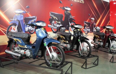 Lô xe Honda Dream 2026 đầu tiên về Việt Nam: Màu tem mới, giá dự kiến không dưới 100 triệu đồng