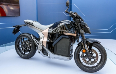 Honda WN7 – Nakedbike chạy điện hiệu lần đầu xuất hiện tại Việt Nam