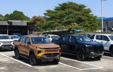 Chưa kịp lên kệ, Toyota Hilux 2026 đã chịu sức ép lớn khi Ranger, Triton và D-Max đồng loạt giảm giá