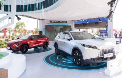 Omoda C7 chính thức mở bán tại Việt Nam: Ưu đãi đến 18 triệu cho 200 khách hàng đầu tiên, bảo hành 'khủng' 1.000.000 km