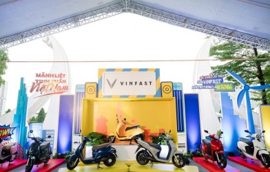 VinFast bán hơn 406.000 xe máy điện trong năm 2025, vươn lên dẫn đầu thị trường Việt Nam