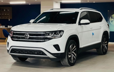 Đại lý mạnh tay xả hàng, Volkswagen Teramont hạ giá sâu chưa từng có, mức giảm đủ mua xe hạng A