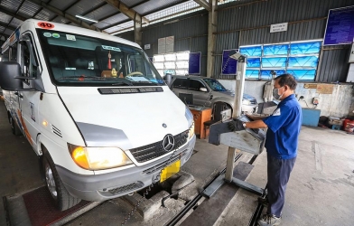 Quy trình kiểm định khí thải ô tô thay đổi từ ngày 1/3: Chủ xe cần lưu ý gì?