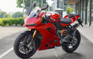Ducati Panigale V2 S 2026 được giới thiệu tại Việt Nam, giá 759 triệu đồng