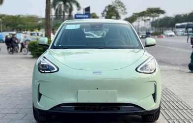 Geely Việt Nam 'nhá hàng' SUV điện đô thị EX2, ngày ra mắt đã gần kề?