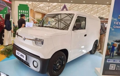 VinFast EC Van bản cửa lùa bất ngờ lộ diện, dự có giá cao hơn 20 triệu đồng so với bản thường