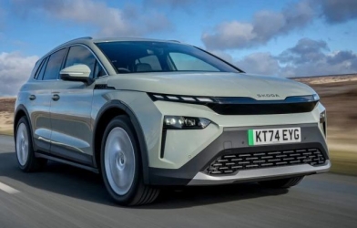 Xe điện tăng trưởng nhanh chưa từng có, xe xăng mất dần thị phần tại châu Âu