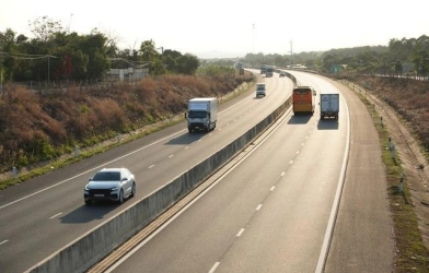 Xe gặp sự cố trên cao tốc: Những nguyên tắc an toàn tài xế không được bỏ qua