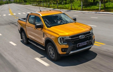 Xe bán tải vẫn hút khách Việt, Ford Ranger trở lại 'ngôi vương' trong tháng 3/2026