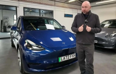 Xe điện Tesla chạy taxi hơn 170.000 km chỉ 'chai' 8% pin: Sạc nhanh có thực sự hại pin?