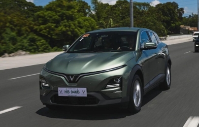 VinFast tăng tốc mạnh mẽ, vượt Tesla để dẫn đầu thị trường xe điện Philippines quý I/2026