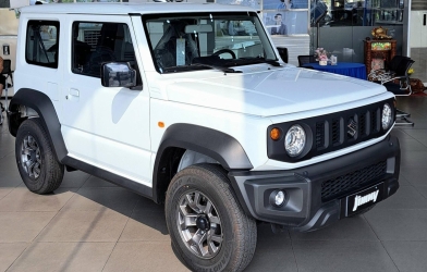 Từng bị 'đội giá', Suzuki Jimny nay giảm sâu đến 140 triệu đồng tại đại lý