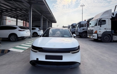 Xe điện Zeekr 7X lần đầu lộ diện tại Việt Nam, dự kiến trình làng trong quý II/2026