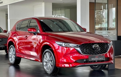Mazda CX-5 vượt mặt VinFast VF 7, trở lại ngôi đầu SUV hạng C tháng 4/2026