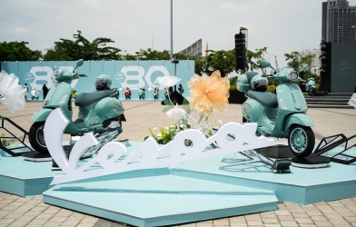 Vespa ra mắt bộ ba phiên bản kỷ niệm 80 năm tại Việt Nam: Màu sơn hoài cổ, Sprint 180cc lần đầu xuất hiện