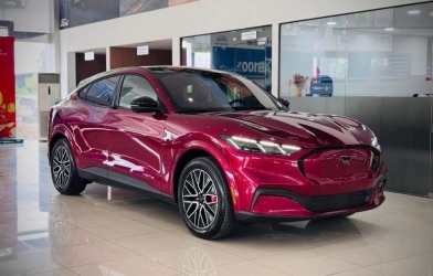 Ford Mustang Mach-E tăng doanh số sau đợt giảm giá mạnh
