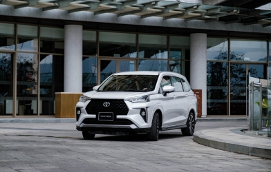 Doanh số MPV tháng 4/2026: Veloz Cross bán vượt Xpander, Limo Green áp đảo toàn phân khúc