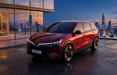 VinFast VF 8 thế hệ mới: Mẫu SUV điện Việt thay đổi ra sao để tăng sức cạnh tranh với đối thủ chạy xăng?