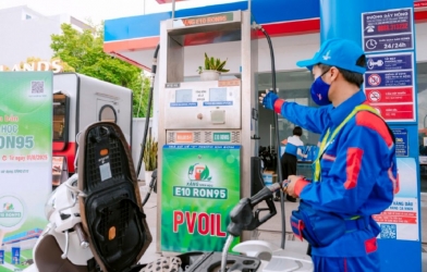 Giá xăng dầu hôm nay 27/5: Tăng vọt