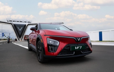 VinFast 'càn quét' loạt giải thưởng tại Ấn Độ, VF 7 khẳng định sức hút của SUV điện Việt