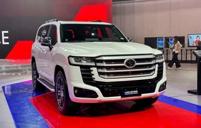 Toyota Land Cruiser Hybrid cập bến Đông Nam Á, chờ ngày về Việt Nam