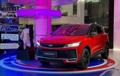 Geely Coolray 2026 chốt giá từ 499 triệu đồng tại Việt Nam, 'phả hơi nóng' lên Xforce, Creta