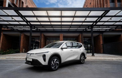Người mua ô tô điện hưởng lợi lớn khi lệ phí trước bạ giữ mức 0% đến hết năm 2030