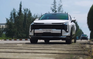 Thaco Auto công bố giá Kia Sportage mới, bản hybrid khởi điểm từ 999 triệu đồng