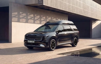 Kia Carnival High Roof trình làng tại quê nhà: MPV trần cao, có bản hybrid tiết kiệm nhiên liệu