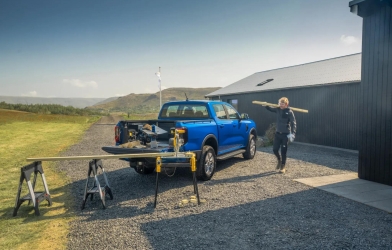 Ford Ranger hybrid cắm sạc có thể thay thế máy phát điện di động?
