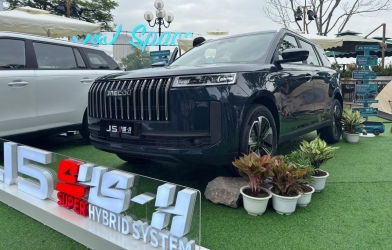 Jaecoo J5 hybrid lần đầu xuất hiện trước khách Việt: Hứa hẹn đi gần 1.000 km, cạnh tranh Xforce, Yaris Cross