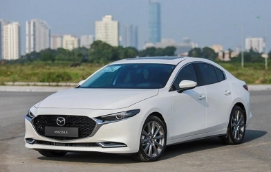 Sedan cỡ C ngày càng lép vế: Mazda3 độc chiếm ngôi đầu, phần còn lại bán dưới 100 xe/tháng