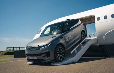 SUV điện Range Rover Sport Electric lộ diện, hứa hẹn trải nghiệm lái mạnh mẽ và giàu cảm xúc