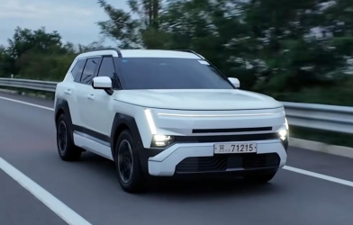 Hyundai Tucson thế hệ mới lộ diện ngoài đời thực, thiết kế cứng cáp và cabin rộng hơn