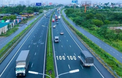CSGT làm rõ những trường hợp không bị phạt lỗi 'khoảng cách' trên cao tốc