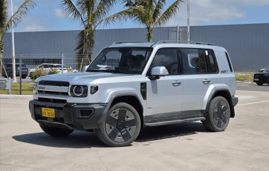 Chiêm ngưỡng iCaur V27 tại Việt Nam: SUV REEV dài hơn 5 mét, mạnh gần 450 mã lực