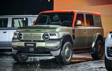 iCaur V25 lộ diện: Thiết kế vuông vức, trang bị hiện đại, có thể chạy hơn 1.200 km