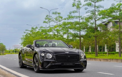 Chiêm ngưỡng siêu phẩm Bentley mui trần độc bản giá 18,888 tỷ đồng dành riêng cho Việt Nam