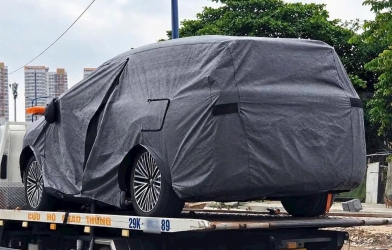 Volkswagen ID. Era 9X lộ diện trên đường phố Việt: Dùng hệ truyền động EREV, giá dự kiến gần 3 tỷ đồng