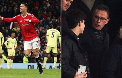 MU thắng Arsenal, Ralf Rangnick biểu cảm phức tạp trên khán đài