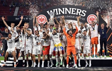 Đánh bại Rangers trên chấm penalty, Frankfurt đăng quang Europa League