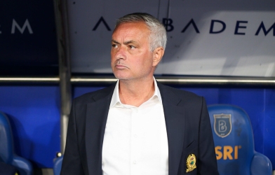 HLV Jose Mourinho bị từ chối phũ phàng