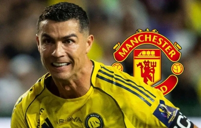 Chuyển nhượng MU 8/2: Ronaldo tái xuất châu Âu; 'Quỷ đỏ' ký hợp đồng Rooney và Carrick