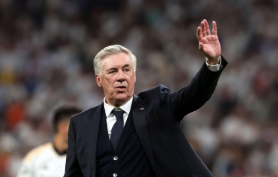 Được MU theo đuổi, HLV Ancelotti ra quyết định về tương lai