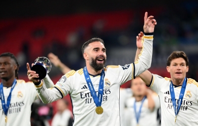 'Thay máu' đội hình, Real thanh lý tổ hợp giành 14 Champions League