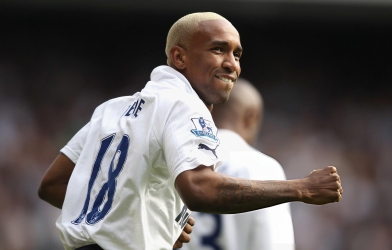 CHÍNH THỨC: Huyền thoại ghi 143 bàn của Tottenham được bổ nhiệm làm HLV