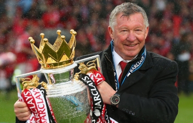 Sir Alex bất ngờ cổ vũ Man City và Liverpool